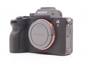 Sony Alpha A7R IV