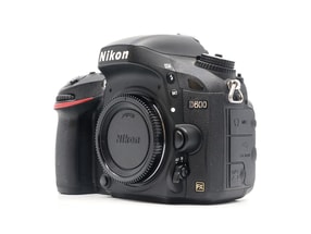 Nikon D600