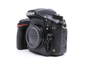 Nikon D850