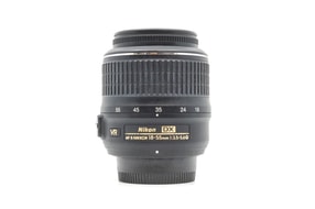 Nikon AF-S DX Nikkor 18-55mm f/3.5-5.6G VR