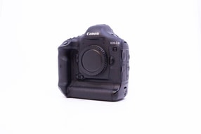 Canon EOS 1DX