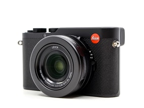 Leica D-Lux 8
