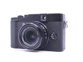 Fujifilm X10