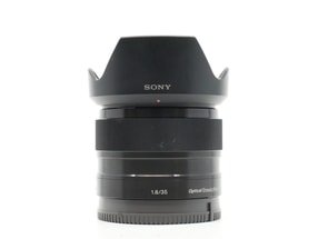 Sony E 35mm f/1.8 OSS