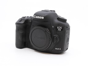 Canon EOS 7D Mark II