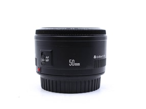 Canon EF 50mm f/1.8 II