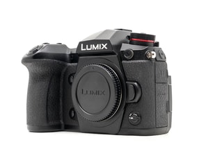 Panasonic Lumix DC-G9
