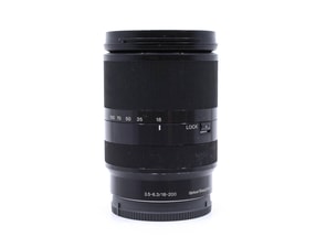 Sony E 18-200mm f/3.5-6.3 LE OSS