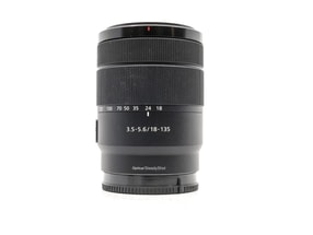 Sony E 18-135mm f/3.5-5.6 OSS