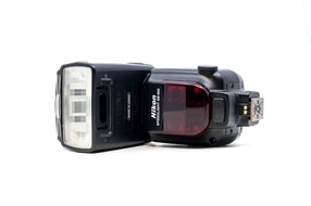 Nikon SB-900 Speedlight