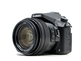 Panasonic Lumix DMC-FZ2000