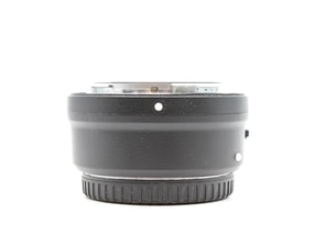 Nikon FTZ Anschluss Adapter