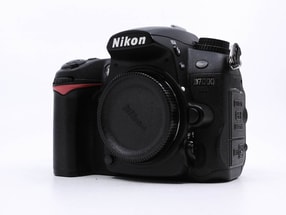 Nikon D7000