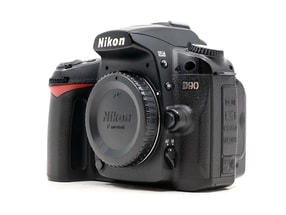 Nikon D90