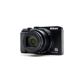 Nikon Coolpix A900