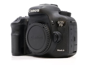 Canon EOS 7D Mark II