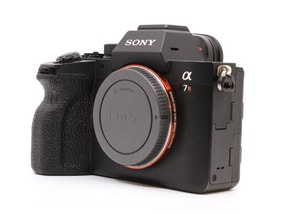 Sony Alpha A7R IV