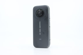 Insta360 ONE X2