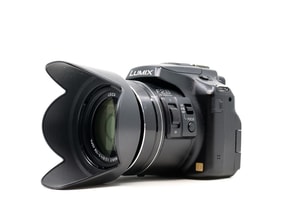Panasonic Lumix DMC-FZ200