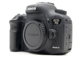 Canon EOS 7D Mark II