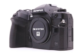 OM SYSTEM OM-1