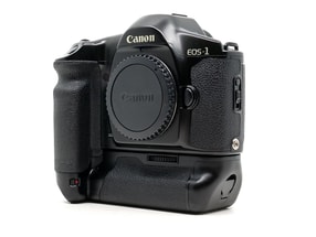 Canon EOS 1