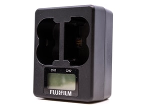 Caricabatterie doppio Fujifilm BC-W235