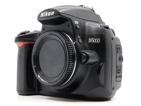 Nikon D5000