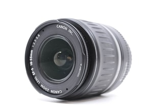 Canon EF-S 18-55mm f/3.5-5.6
