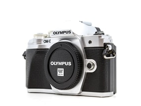 Olympus OM-D E-M10 Mark III
