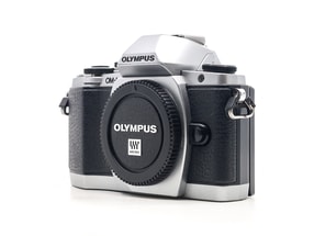 Olympus OM-D E-M10