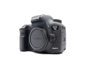 Canon EOS 7D Mark II