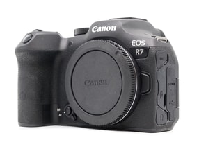 Canon EOS R7