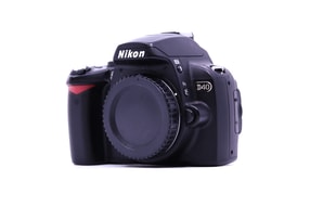 Nikon D40