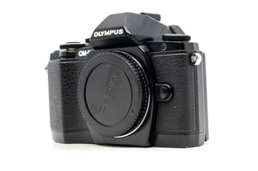 Olympus OM-D E-M10