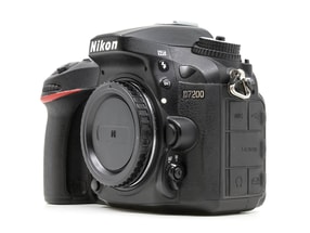 Nikon D7200