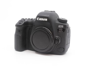 Canon EOS 6D Mark II