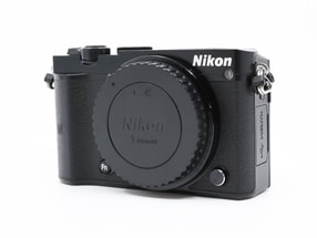 Nikon 1 J5