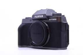 Fujifilm X-T200