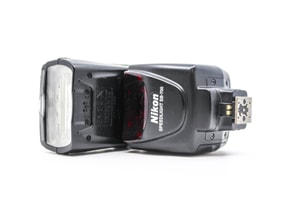 Nikon SB-700 Speedlight