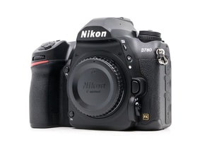 Nikon D780