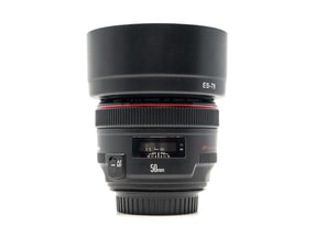 Canon EF 50 mm f/1.2 L USM