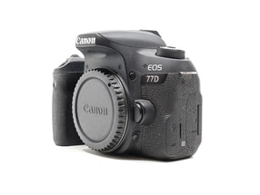Canon EOS 77D
