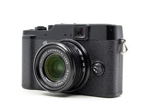 Fujifilm X10