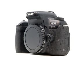 Canon EOS 77D