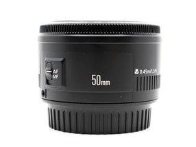 Canon EF 50mm f/1.8 II
