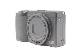 Ricoh GR III