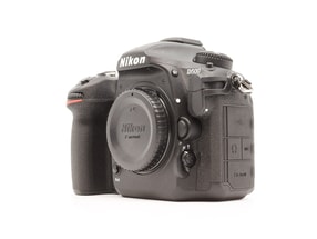 Nikon D500