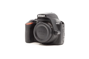 Nikon D3500