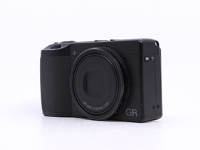 Ricoh GR III